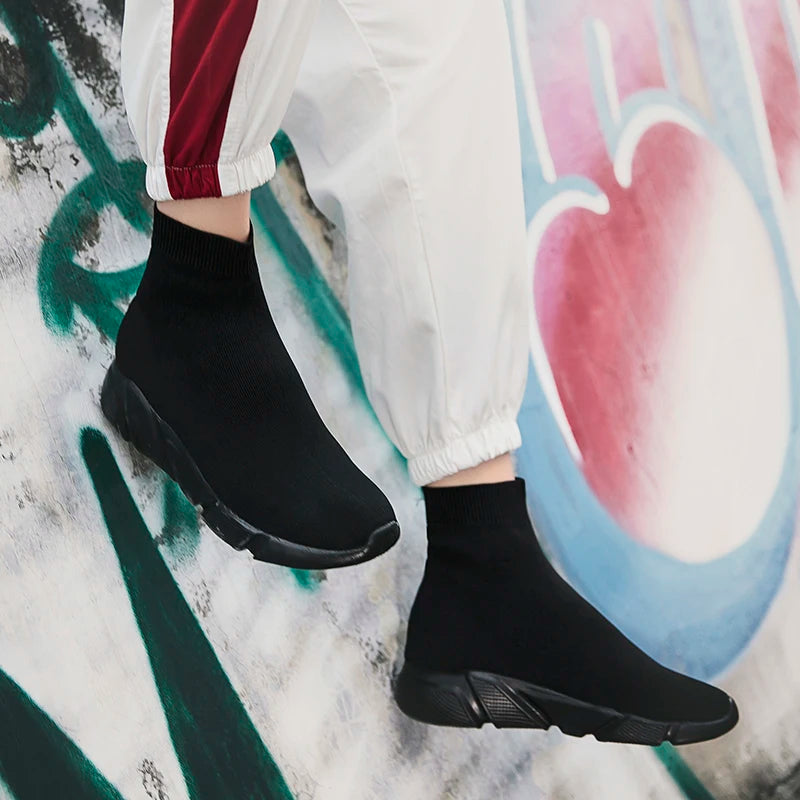 2025 Spring Sneakers For Men Black Slip-On Non leather Casual Shoes High Top Laceless Footwear Light Sock Shoes Fashion Unisex