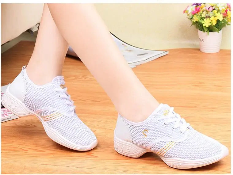 Lightweight Sneakers Fashion Sports Feature Soft Outsole Breathable Running Modern Dance Shoes Sneakers for Woman Practice Shoes