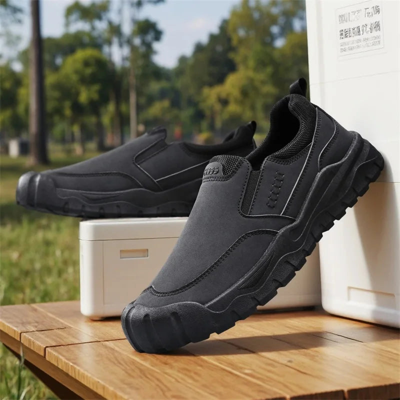 Men's shoes for work, leisure, and outdoor activities in spring and autumn, convenient to step on, suitable for sports and work