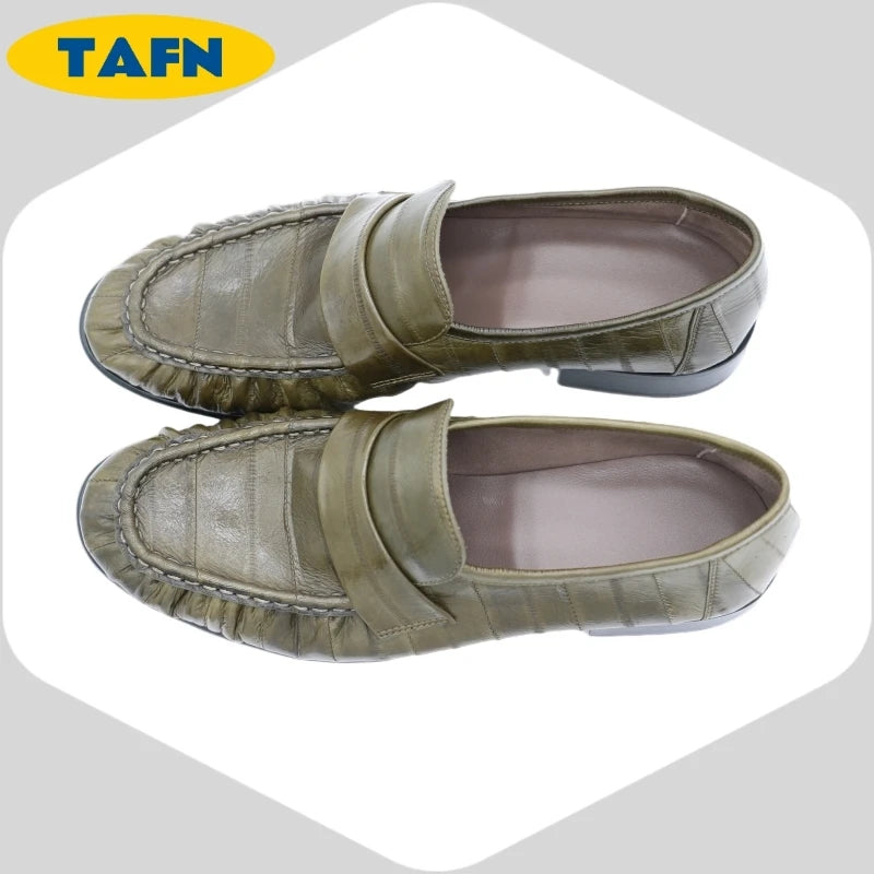 Loafers Slip-on Flat Shoes Trendy Style High-End Good-Looking All-Matching Comfortable Refined and Simple  A40101