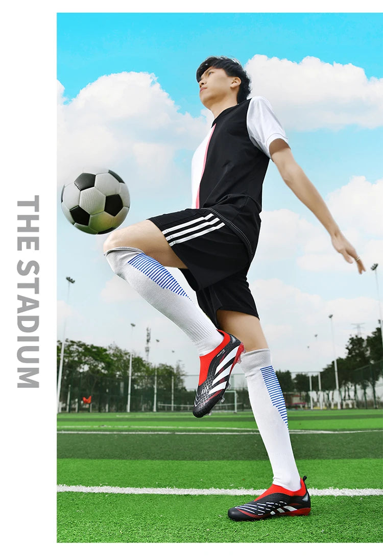 Man Soccer Shoes Original Football Boots for Men Studded Society Turf Indoor Training Cleats Non Slip Ultralight Kids Sneakers