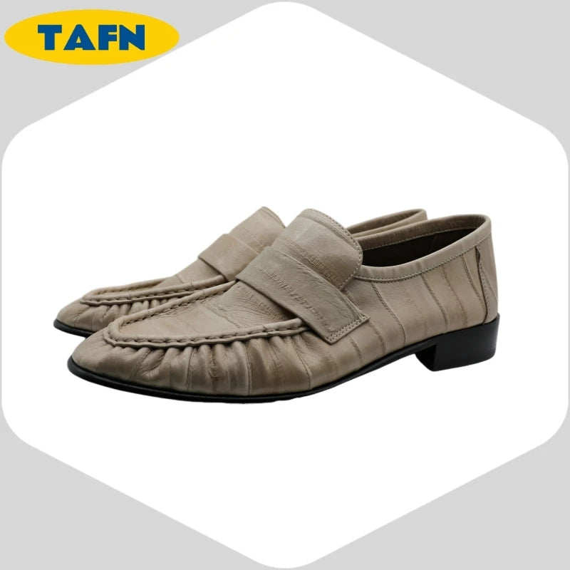 Loafers Slip-on Flat Shoes Trendy Style High-End Good-Looking All-Matching Comfortable Refined and Simple  A40101