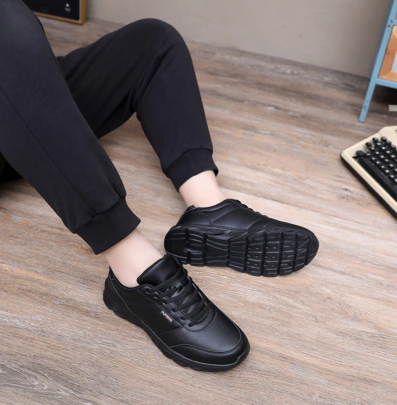 Men Sneakers Soft Sports Running Shoes New Casual Shoes for Men Solid Black White Walking Footwear Fitness jogging Men Shoes