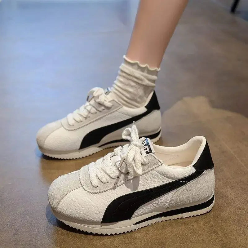 Sneakers Women's Sporty Casual Flat Bottom Shoes Autumn New Breathable Lightweight Soft Bottom Rubber Platform Shoes