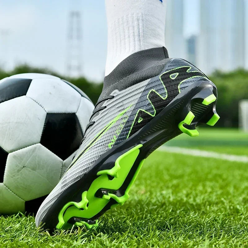 New Men Soccer Shoes Professional Football Boots Soccer Training Shoes Cleats High-quality Ultralight Outdoor Match Non-Slip