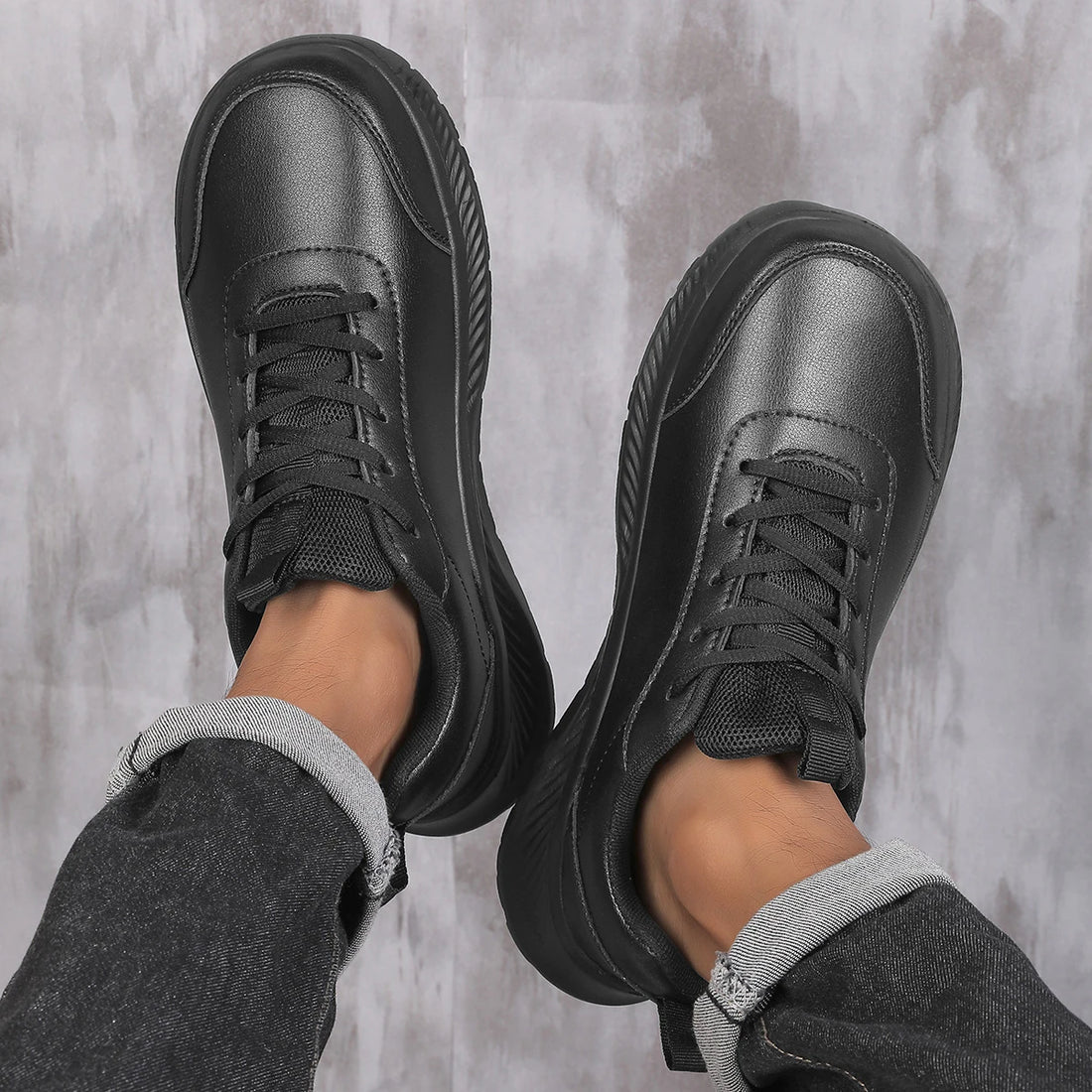 Men's Casual Sneakers Sports Shoes with Comfortable Leather Surface Men's Outdoor Widened Toe Men's Shoes for Men Sneakers