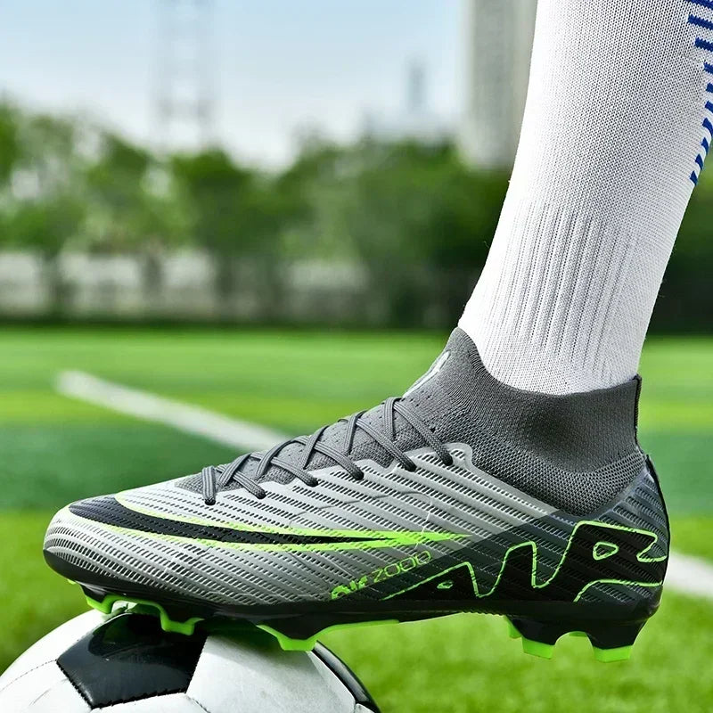 New Men Soccer Shoes Professional Football Boots Soccer Training Shoes Cleats High-quality Ultralight Outdoor Match Non-Slip