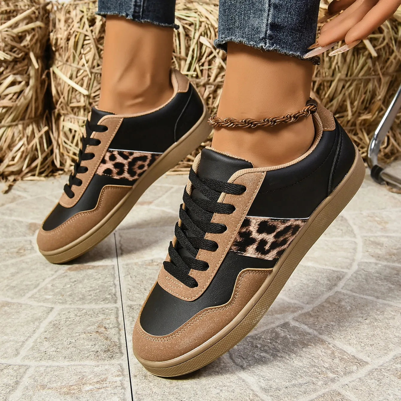 Women Sneakers 2024 New Fashion Luxury Designer Shoes for Women Brand Classical Outdoor Sneakers Casual Women Zapatos De Mujer
