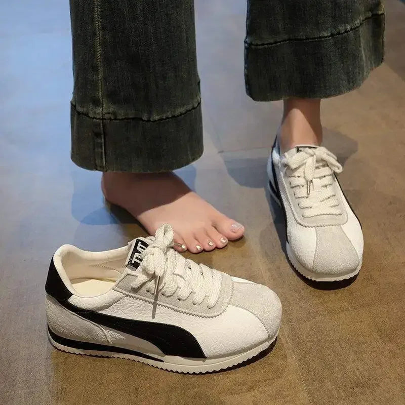 Sneakers Women's Sporty Casual Flat Bottom Shoes Autumn New Breathable Lightweight Soft Bottom Rubber Platform Shoes