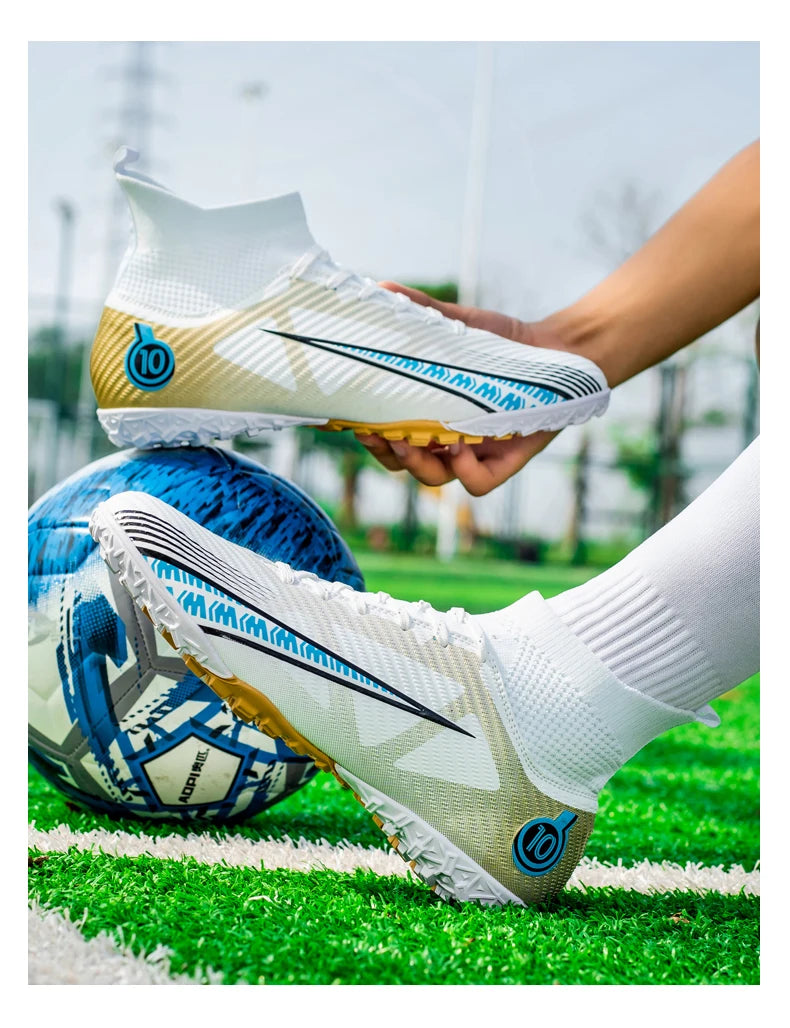 Men Soccer Shoes Kids Football Boots Women Professional Soccer Cleats Antiskid Chaussure Football TF/FG Outdoor Football Shoes
