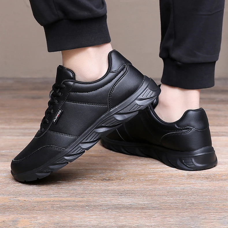 Men Sneakers Soft Sports Running Shoes New Casual Shoes for Men Solid Black White Walking Footwear Fitness jogging Men Shoes