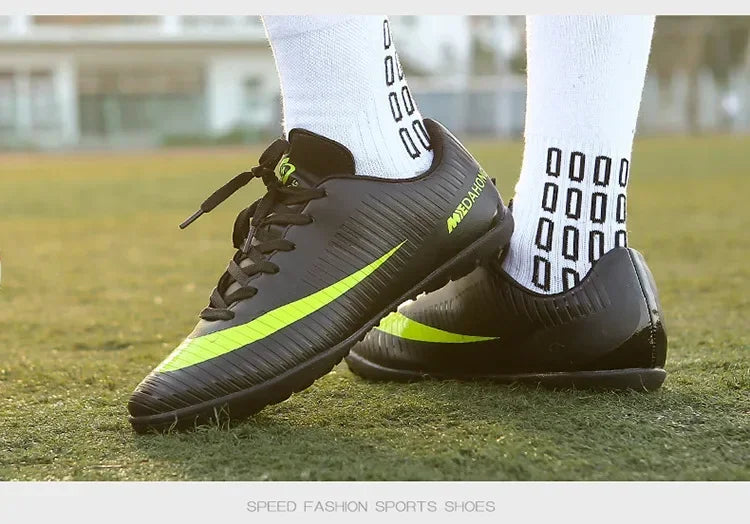 Soccer Shoes For Boys Girls Children'S Youth Broken Studs Flat Bottom For Training Sports Football Boots Cleats Shoes Low-Cut